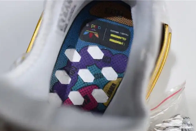 Pharrell F99762 adidas Hu HAPPY Gold NMD China 0528